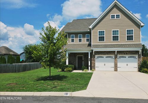 131 E Glenview Dr, Lenoir City, TN, 37771-8295 | Card Image
