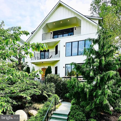 5711 Potomac Ave Nw, WASHINGTON, DC, 20016-2559 | Card Image