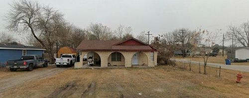 2542 Avenue F, Ingleside, TX, 78362-6039 | Card Image