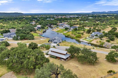 105 Stacia Ln, Kingsland, TX, 78639-4157 | Card Image