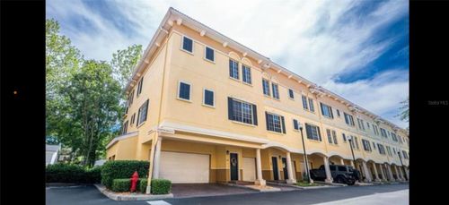 5202 Hampton Beach Pl, Tampa, FL, 33609-2498 | Card Image