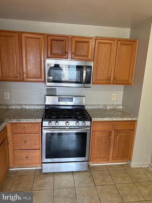 8830 Piney Branch Rd, SILVER SPRING, MD, 20903-3546 | Card Image