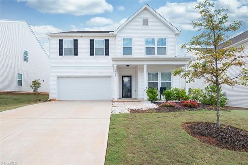 5536 Baverhof Dr, Greensboro, NC, 27405-8312 | Card Image