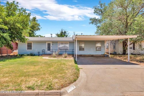 917 17th St, Seagraves, TX, 79359-2535 | Card Image