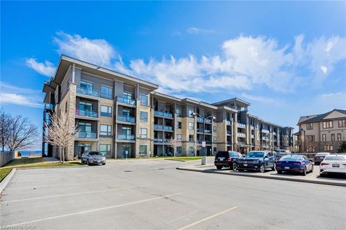 209-35 Southshore Cres, Stoney Creek, ON, L8E0J2 | Card Image