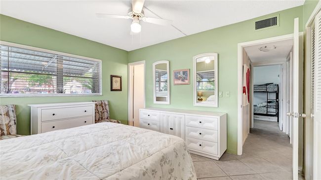 APT-103 - 1101 Hillcrest Ct, Condo with 2 bedrooms, 2 bathrooms and null parking in Hollywood FL | Image 17