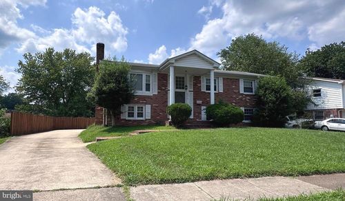 4214 Evergreen Dr, WOODBRIDGE, VA, 22193-2722 | Card Image