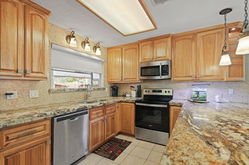 5322 Creek Shadows Dr, Kingwood, TX, 77339-1236 | Card Image