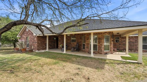 195 Cheyenne Ln, Kingsbury, TX, 78638-3100 | Card Image
