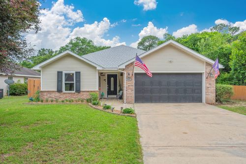 163 Jones Rd, Crestview, FL, 32536-2119 | Card Image