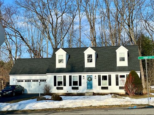 3 Dogwood Cir, Haverhill, MA, 01832-1511 | Card Image