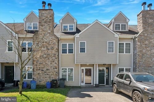 3334 Wiehle St, PHILADELPHIA, PA, 19129-1724 | Card Image