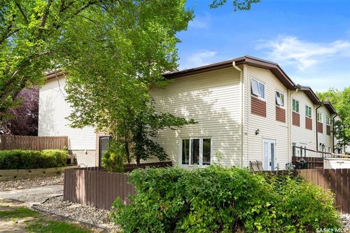 b-4204 Castle Rd, Regina, SK, S4S4W1 | Card Image