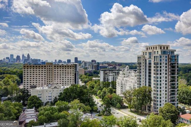 APT-21E - 2575 Peachtree Rd Ne, Condo with 2 bedrooms, 2 bathrooms and null parking in Atlanta GA | Image 25