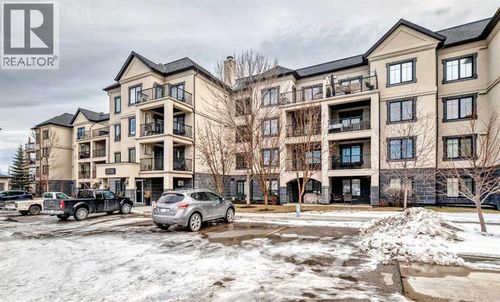 310 Mckenzie Towne Gate Se, Calgary, AB, T2Z1E6 | Card Image