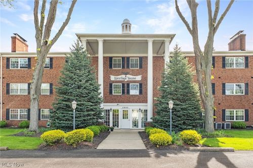 103-2885 Pease Dr, Rocky River, OH, 44116-3232 | Card Image