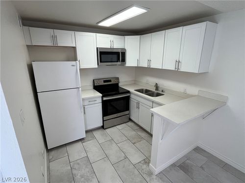 28-212 Orland St, Las Vegas, NV, 89107-1655 | Card Image