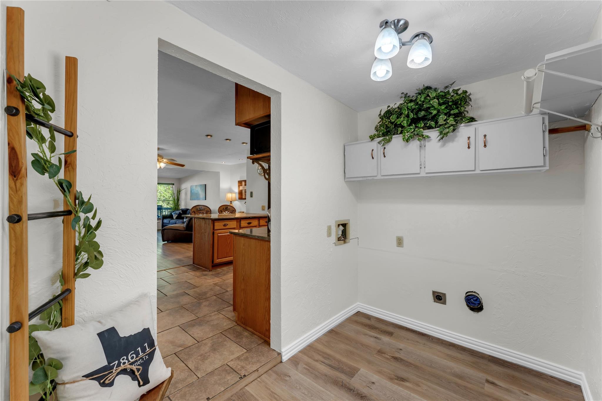 Residential in Burnet 4