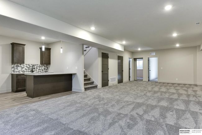 11106 N 161 St St, House other with 5 bedrooms, 3 bathrooms and 3 parking in Bennington NE | Image 41
