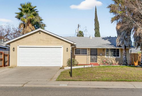 5213 Sitton Way, Sacramento, CA, 95823 | Card Image
