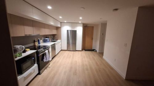 9888 University Crescent, Burnaby, BC, V5A0G4 | Card Image