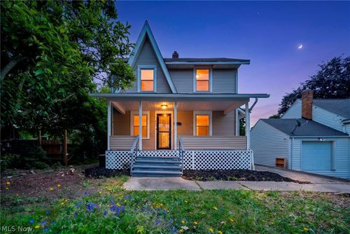 825 Dan Street, Akron, OH, 44310 | Card Image