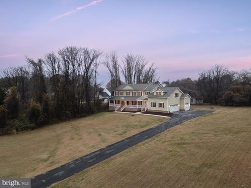 14239 Seneca Rd, DARNESTOWN, MD, 20874-3335 | Card Image