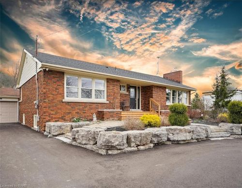 5117 Canborough Rd, Wellandport, ON, L0R2J0 | Card Image