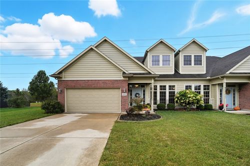 582 Storm Ct, Tipp City, OH, 45371-3709 | Card Image