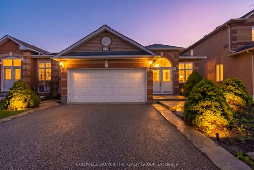112 Cresthaven Road, Brampton, ON, L7A1H8 | Card Image