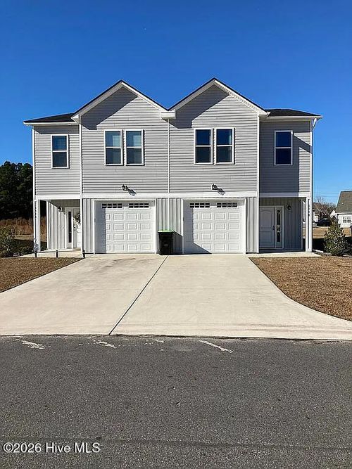 b-111 Pasture Ln, Swansboro, NC, 28584-0198 | Card Image