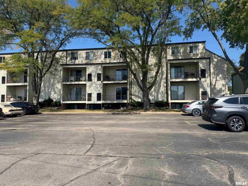 apt-b25-3119 W Willow Knolls Dr, Peoria, IL, 61614-1044 | Card Image