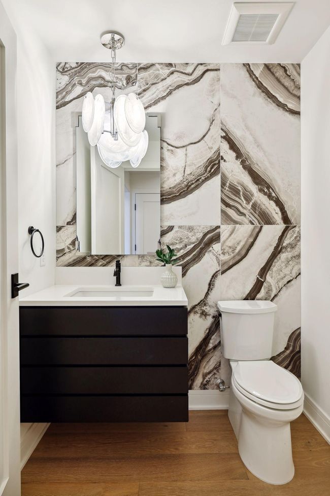Powder bath with modern flair | Image 27