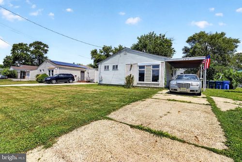 709 Smith Ln, MOUNT HOLLY, NJ, 08060-1038 | Card Image