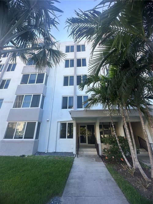 apt-254-250 180th Dr, Sunny Isles Beach, FL, 33160-2756 | Card Image