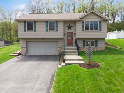 541 Lori Dr, Leechburg, PA, 15656-9677 | Card Image
