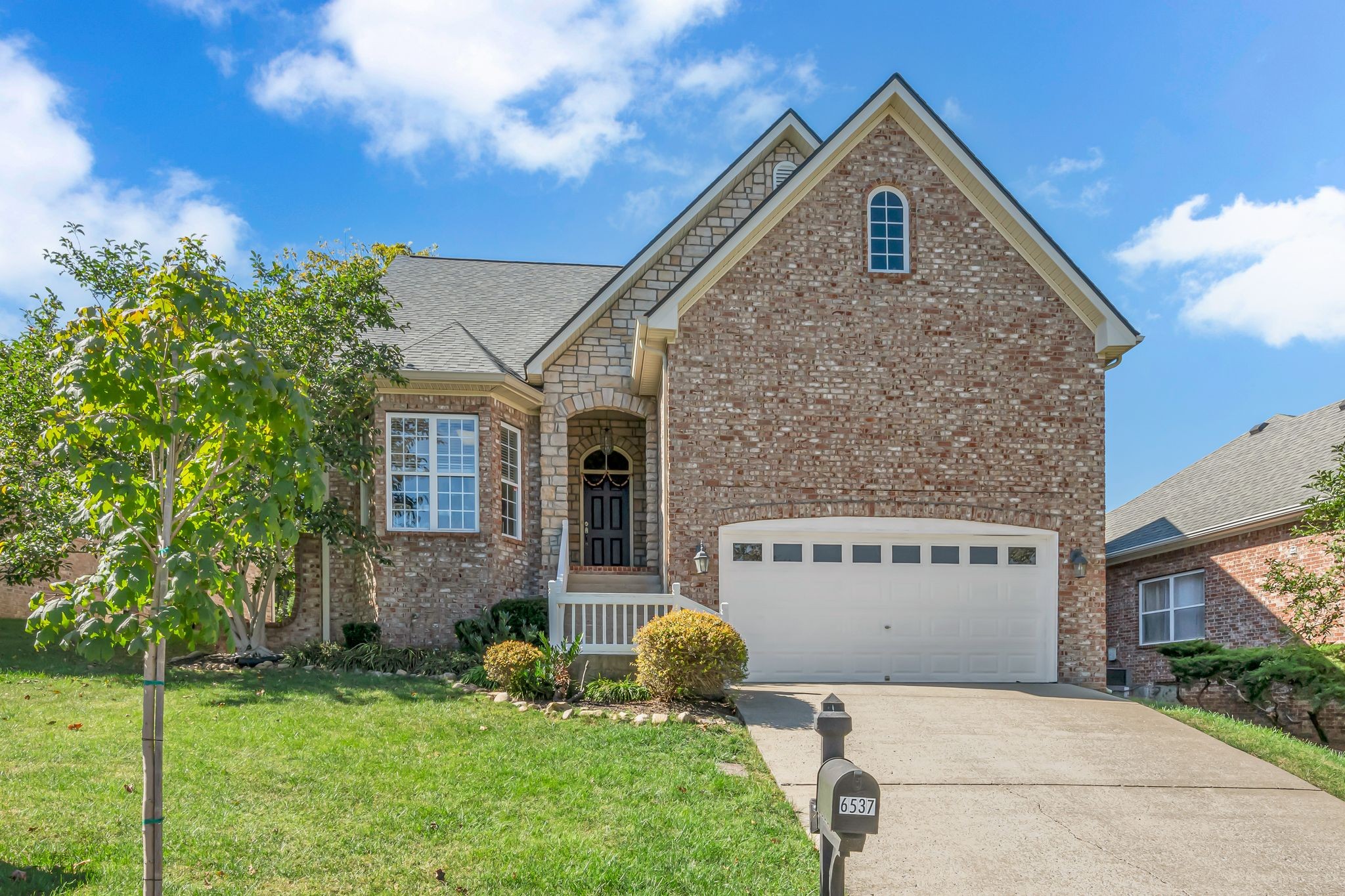 Westfall Dr, Nashville, TN 37221