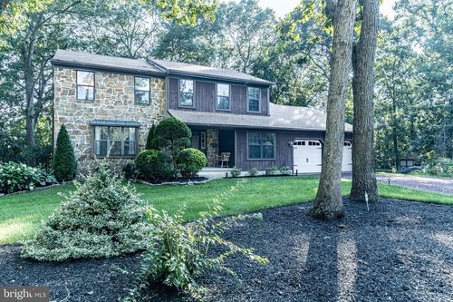 1102 Swans Way, Pittsgrove, NJ, 08318-9173 | Card Image