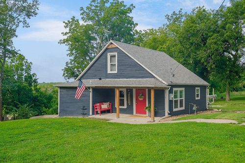 28936 Orchard Rd, Paola, KS, 66071-8490 | Card Image