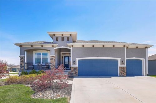 18903 Mahaffie St, Spring Hill, KS, 66083-4593 | Card Image