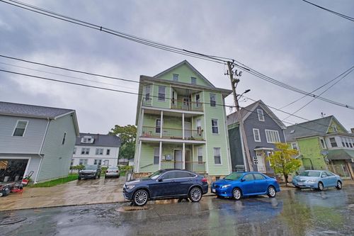 85 Rivet St, New Bedford, MA, 02744-1811 | Card Image