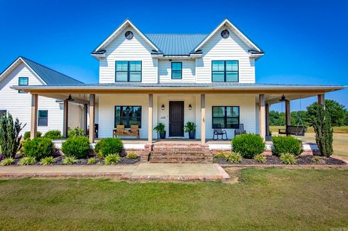 226 Hay Meadow Cv, Austin, AR, 72007-8140 | Card Image