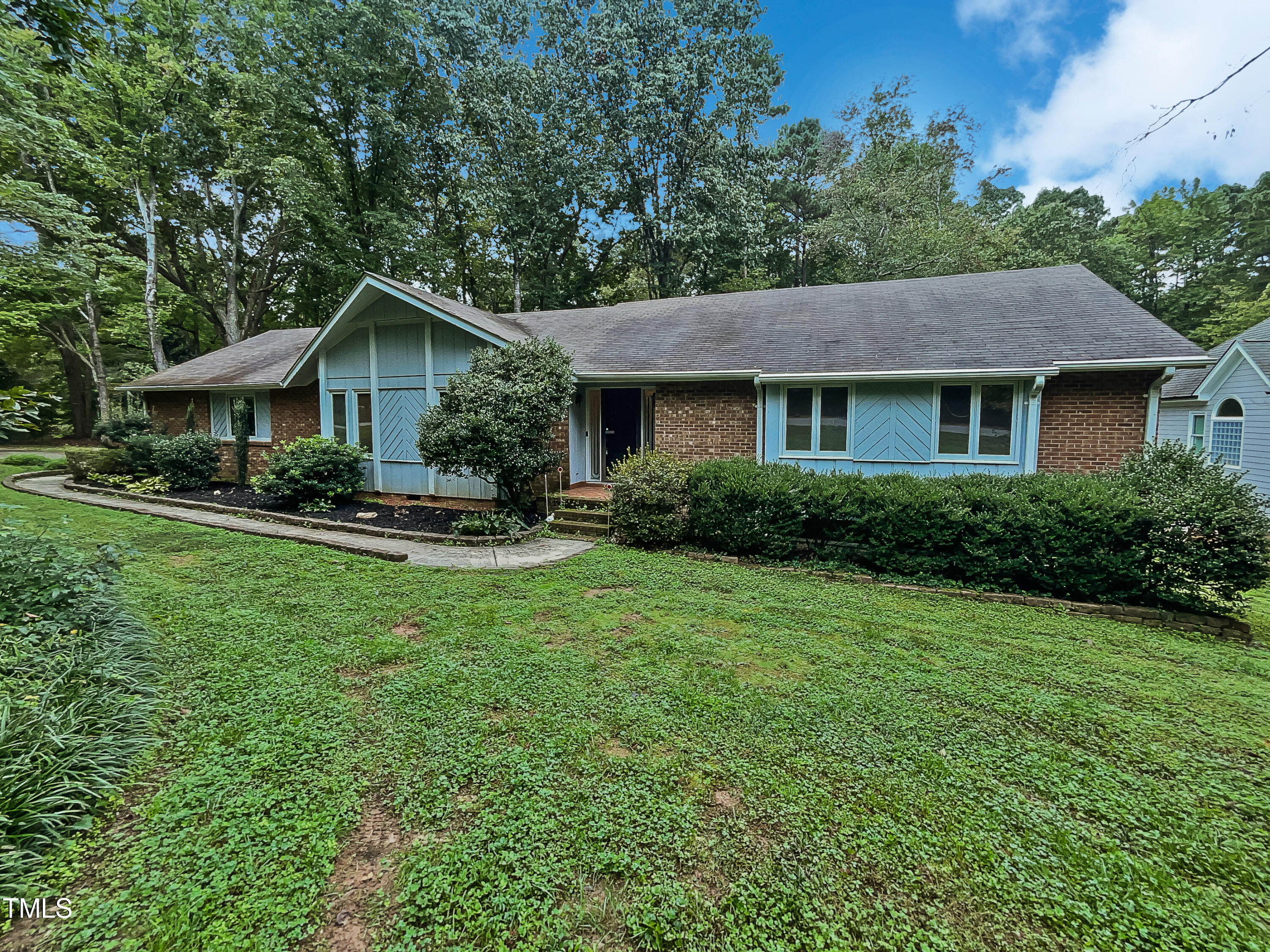 Sleepy Creek Dr, Raleigh, NC 27613