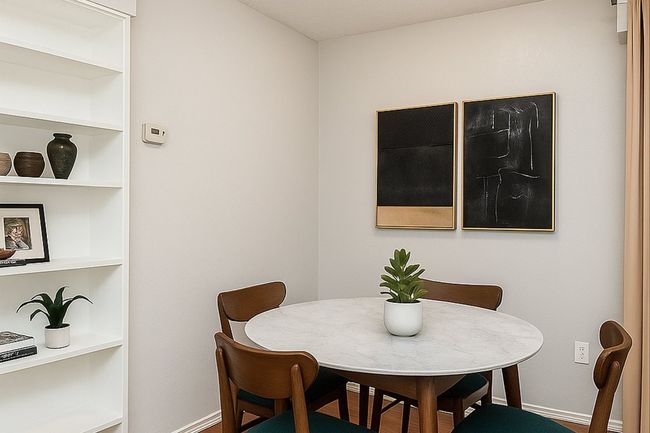APT-120 - 2401 Manor Rd, Condo with 2 bedrooms, 1 bathrooms and null parking in Austin TX | Image 13