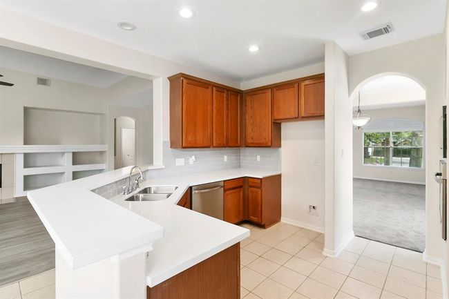 6019 Knollwood Trl, House other with 4 bedrooms, 3 bathrooms and 2 parking in Spring TX | Image 10