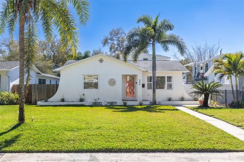 240 24th Ave N, ST PETERSBURG, FL, 33704-3440 | Card Image