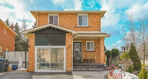 32 Shenstone Ave, Brampton, ON, L6Z2Y8 | Card Image