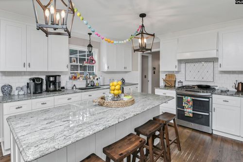 137 Southlake Rd, Columbia, SC, 29223-5937 | Card Image