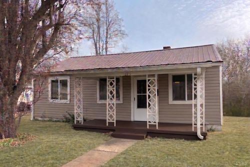 215 Chalmers Street, South Boston, VA, 24592 | Card Image