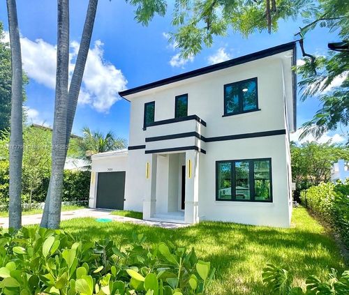 2523 Red Rd, Miami, FL, 33155-3168 | Card Image